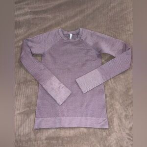 lululemon athletica Lavender Crewneck Long-Sleeve Top Size 4